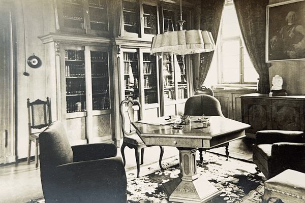 schloss-angern-bibliothek